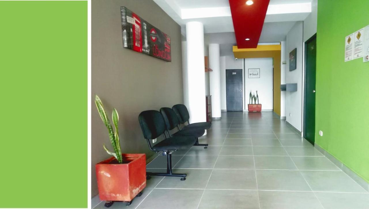 Econotel Colours กาลี ภายนอก รูปภาพ