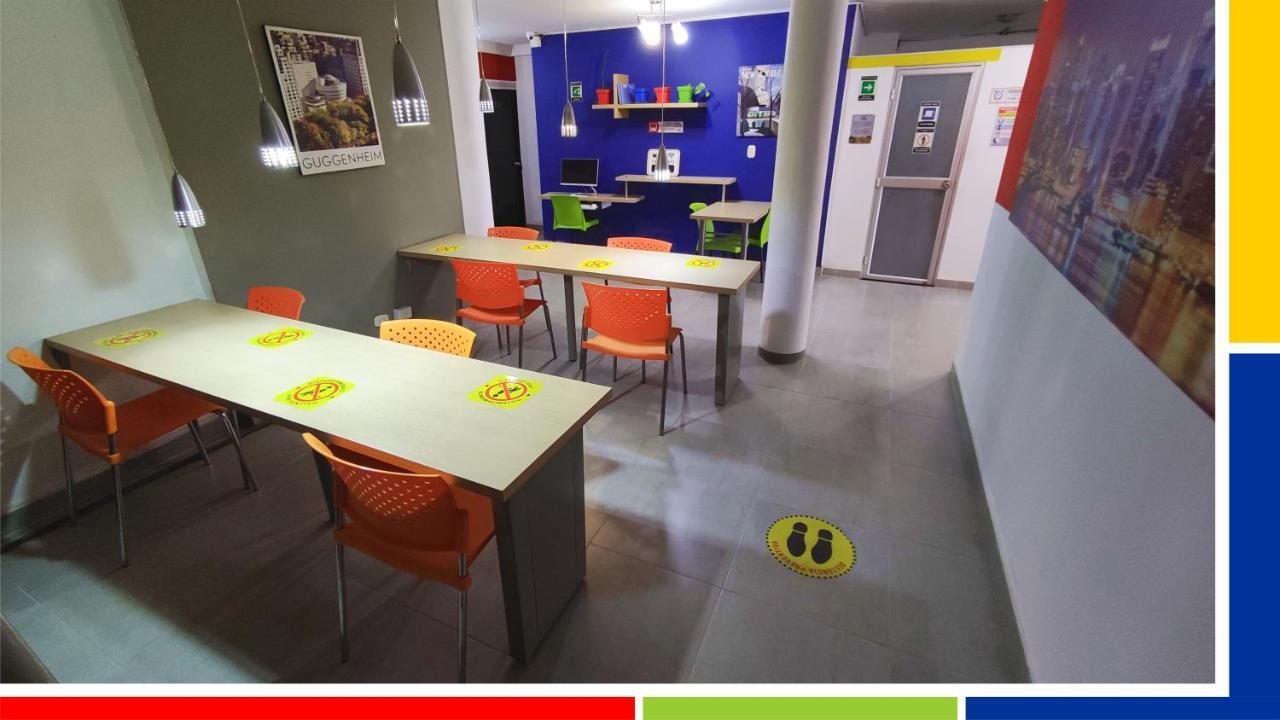 Econotel Colours กาลี ภายนอก รูปภาพ