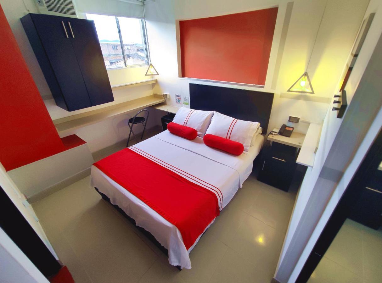 Econotel Colours กาลี ภายนอก รูปภาพ