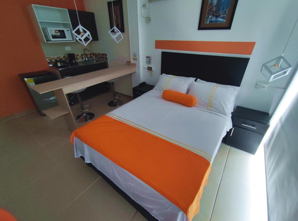 Econotel Colours กาลี ภายนอก รูปภาพ