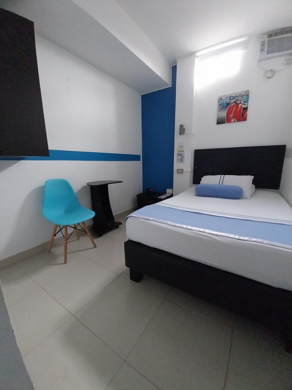 Econotel Colours กาลี ภายนอก รูปภาพ