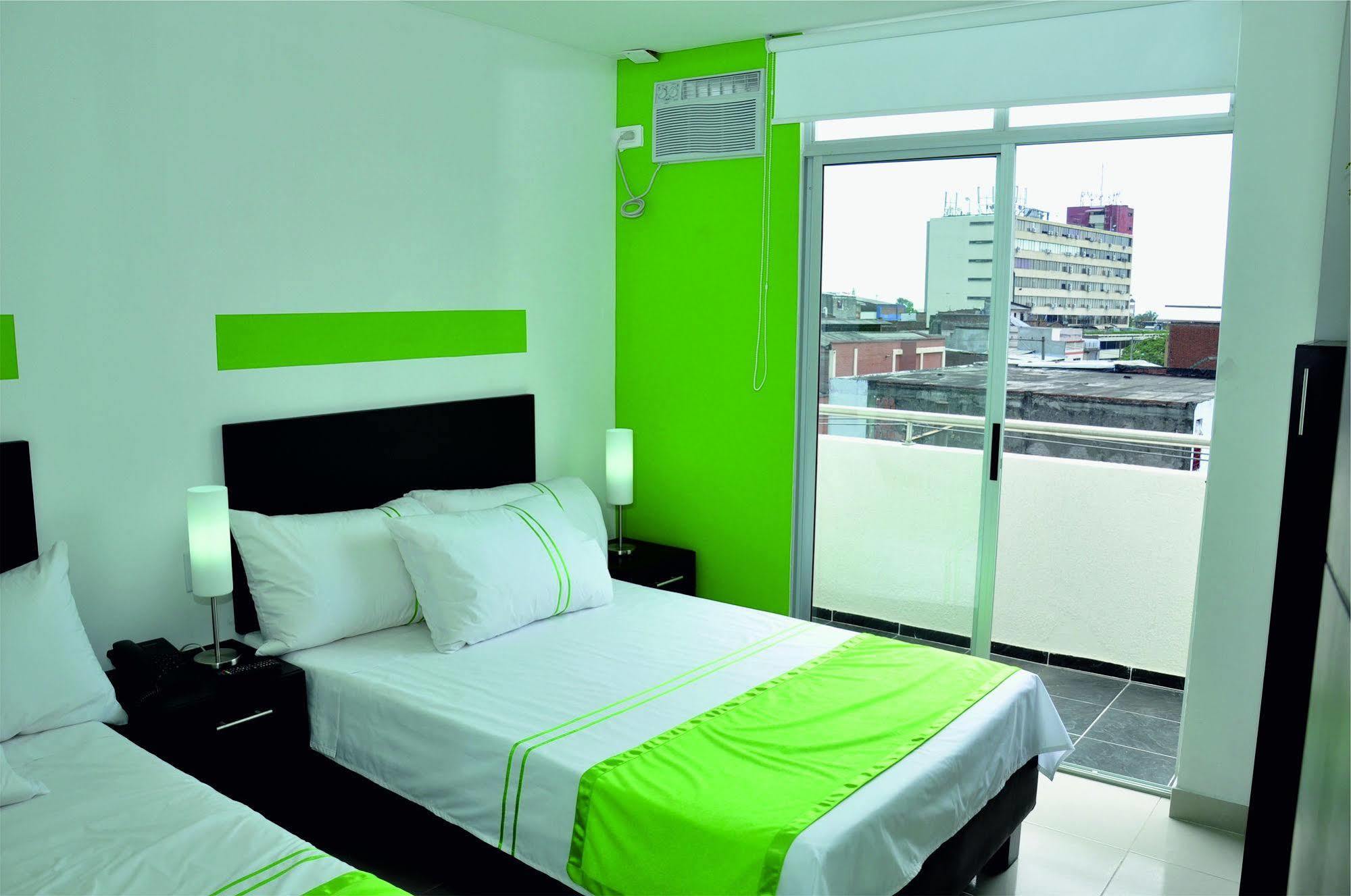 Econotel Colours กาลี ภายนอก รูปภาพ